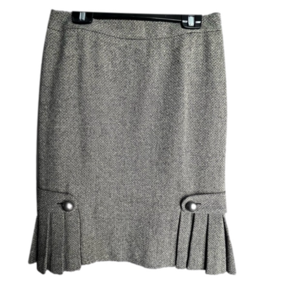Banana Republic Dresses & Skirts - Banana Republic Wool Herringbone Pencil Midi Skirt with Pleating Size 2 or Small